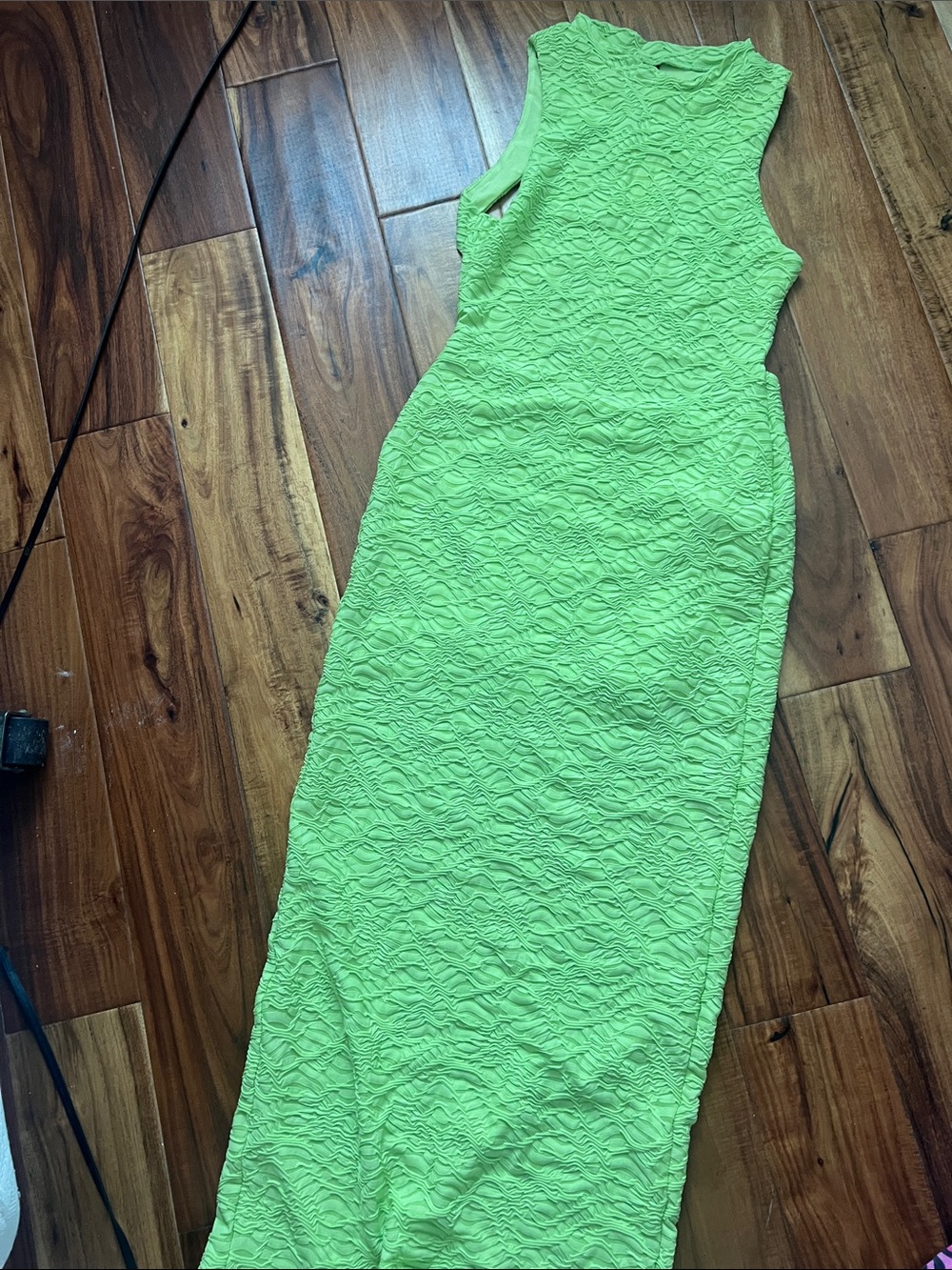 SHEIN Neon Green Textured Sleeveless Midi Dress